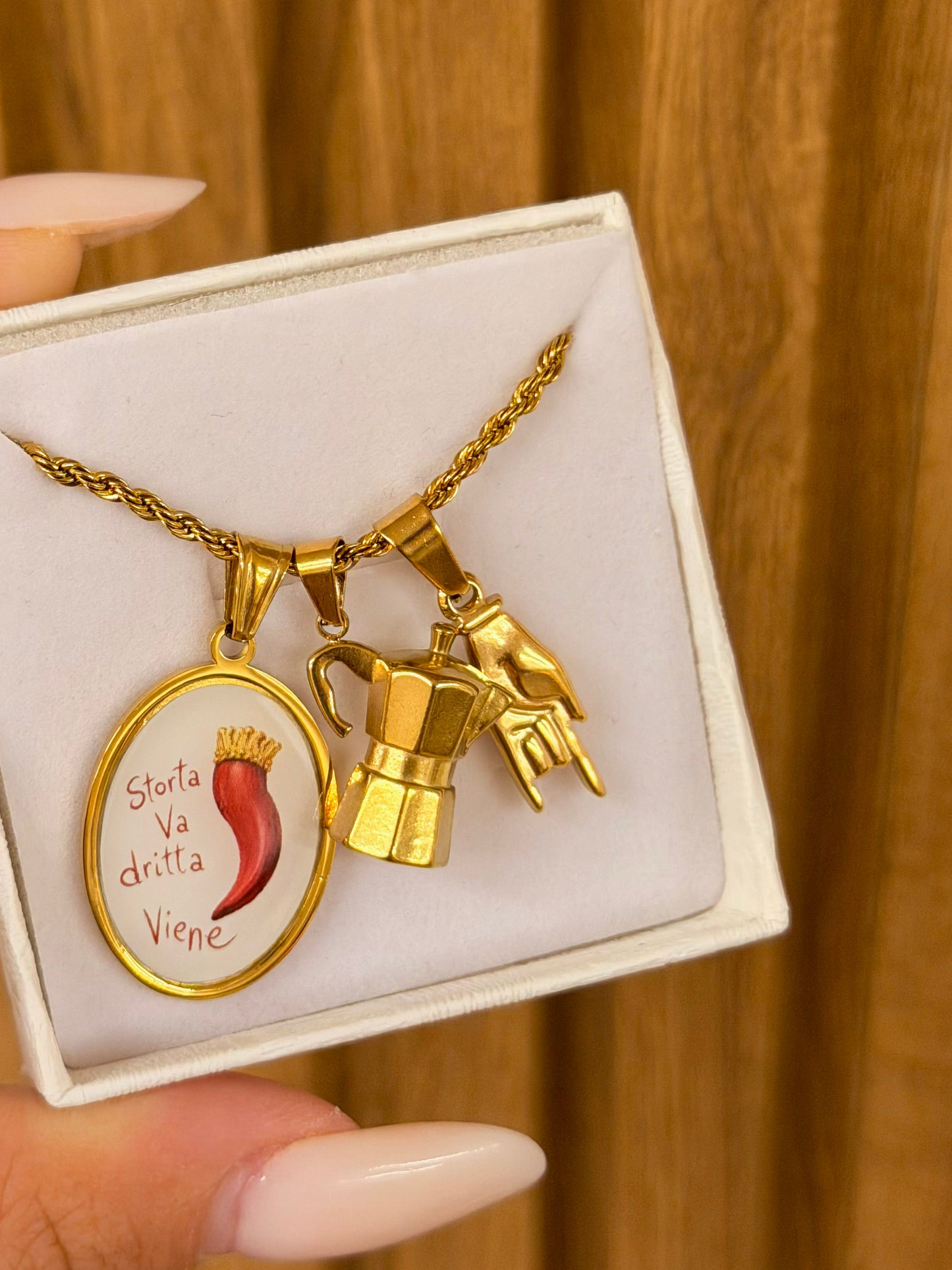 Collana Torchon STORTA VA DRITTA VIENE