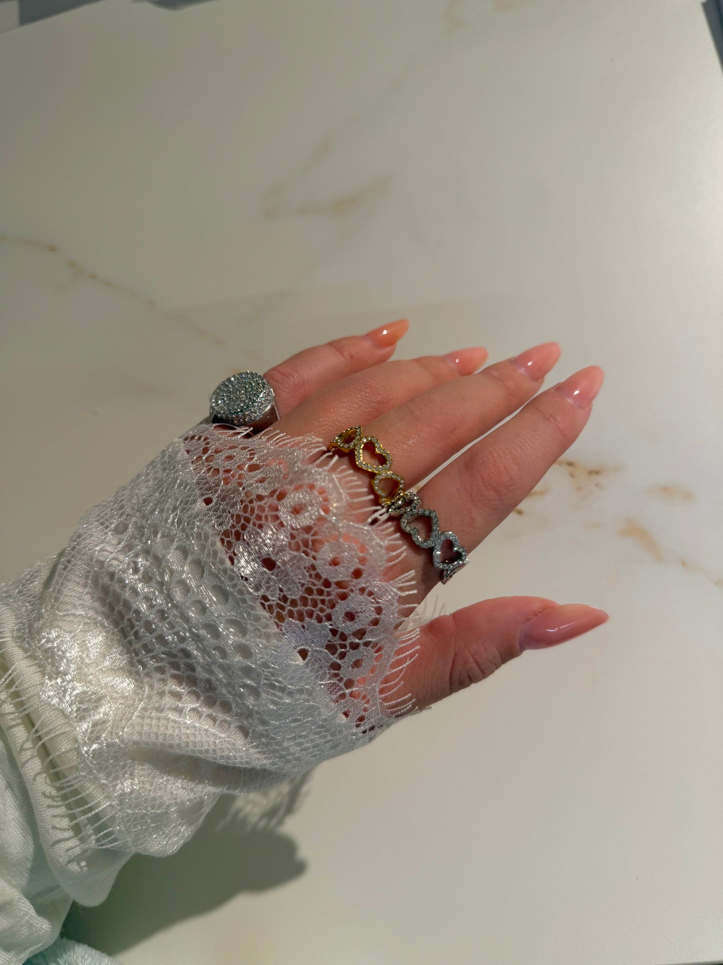 Anello Fascia Cuori Forati