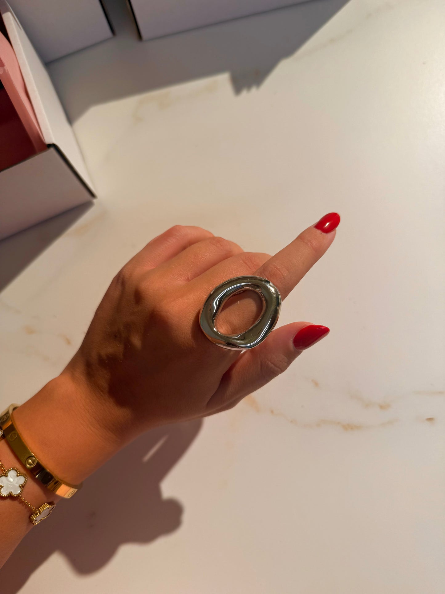 Anello Iside