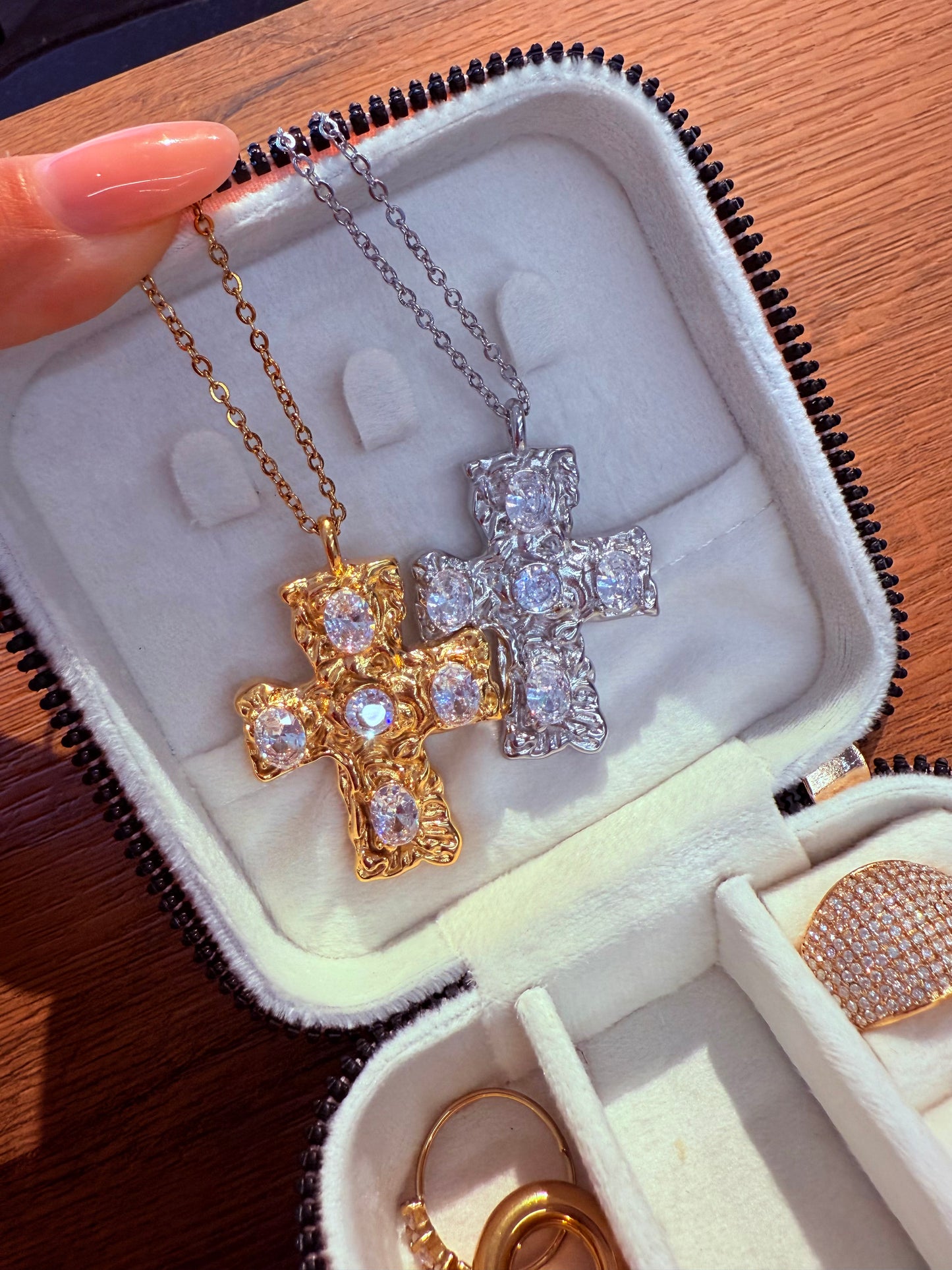 Collana Croce Diamond