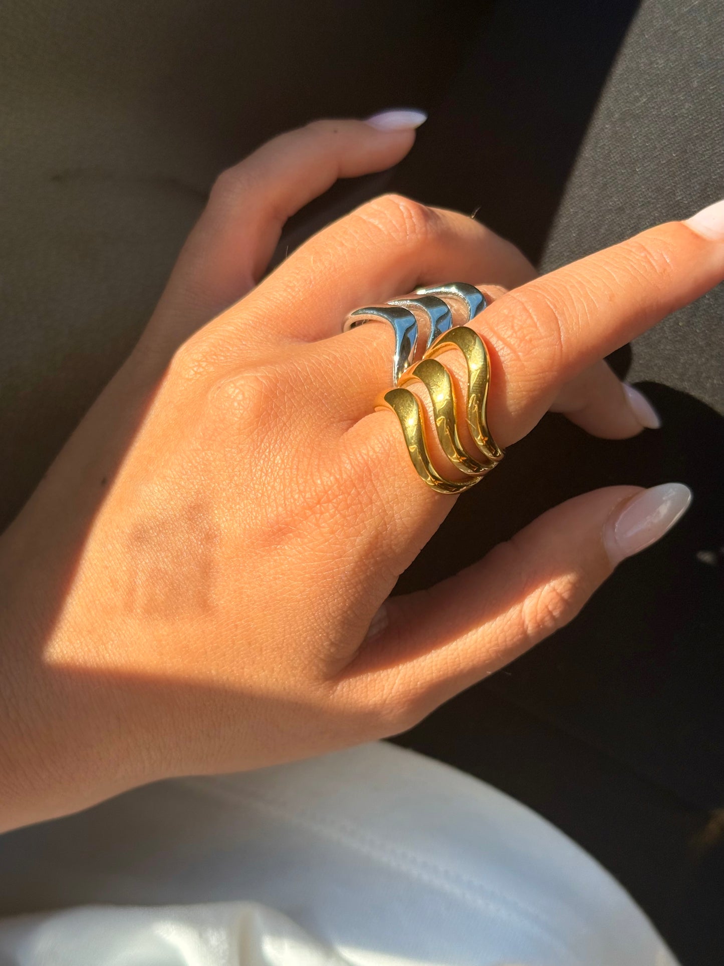 Anello Tesla