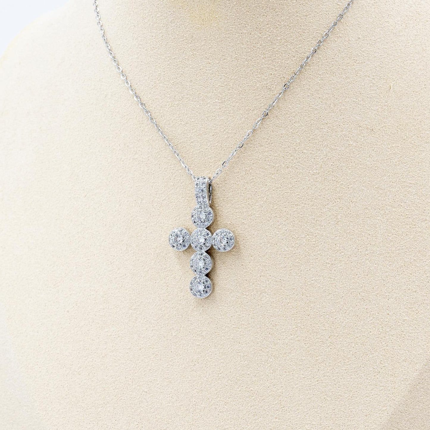 Collana Croce Classic