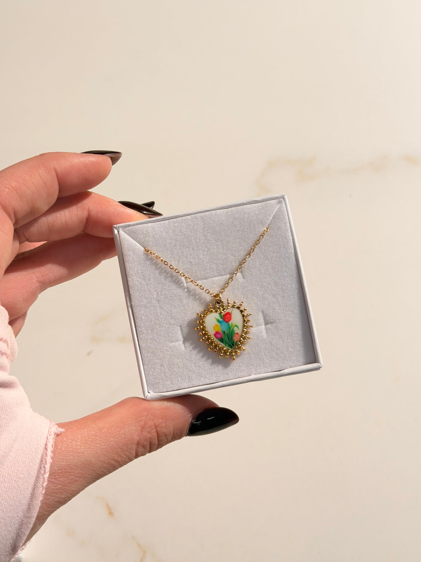 Collana Helena