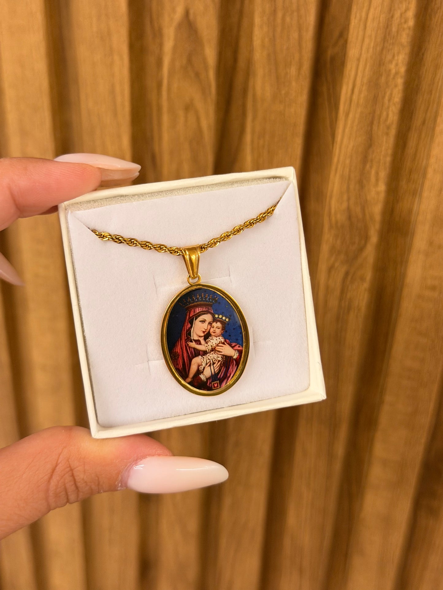Collana Torchon MADONNINA MIA
