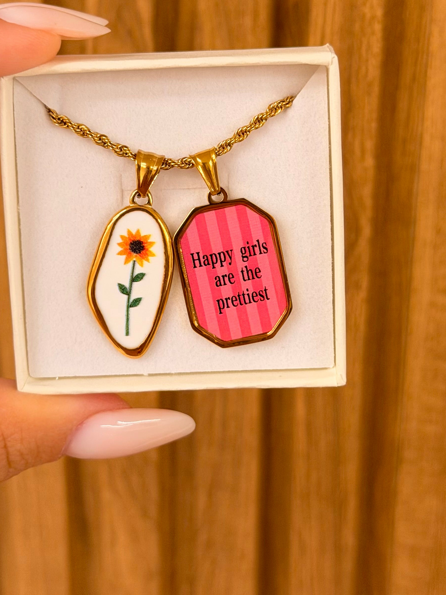 Collana Torchon HAPPY GIRLS ARE THE PRETTIEST