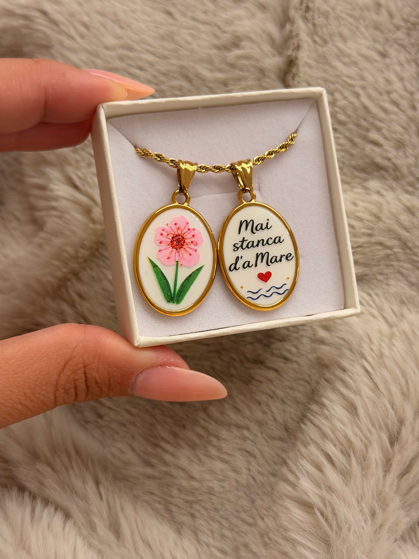 Collana Torchon MAI STANCA D’AMARE