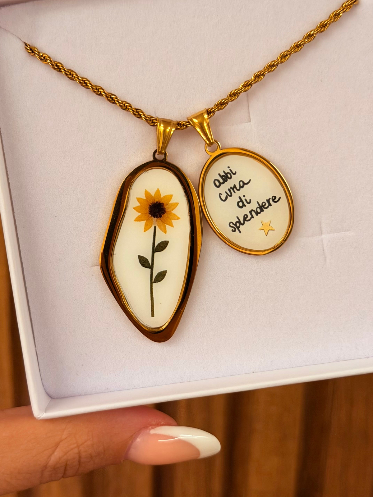 Collana ABBI CURA DI SPLENDERE