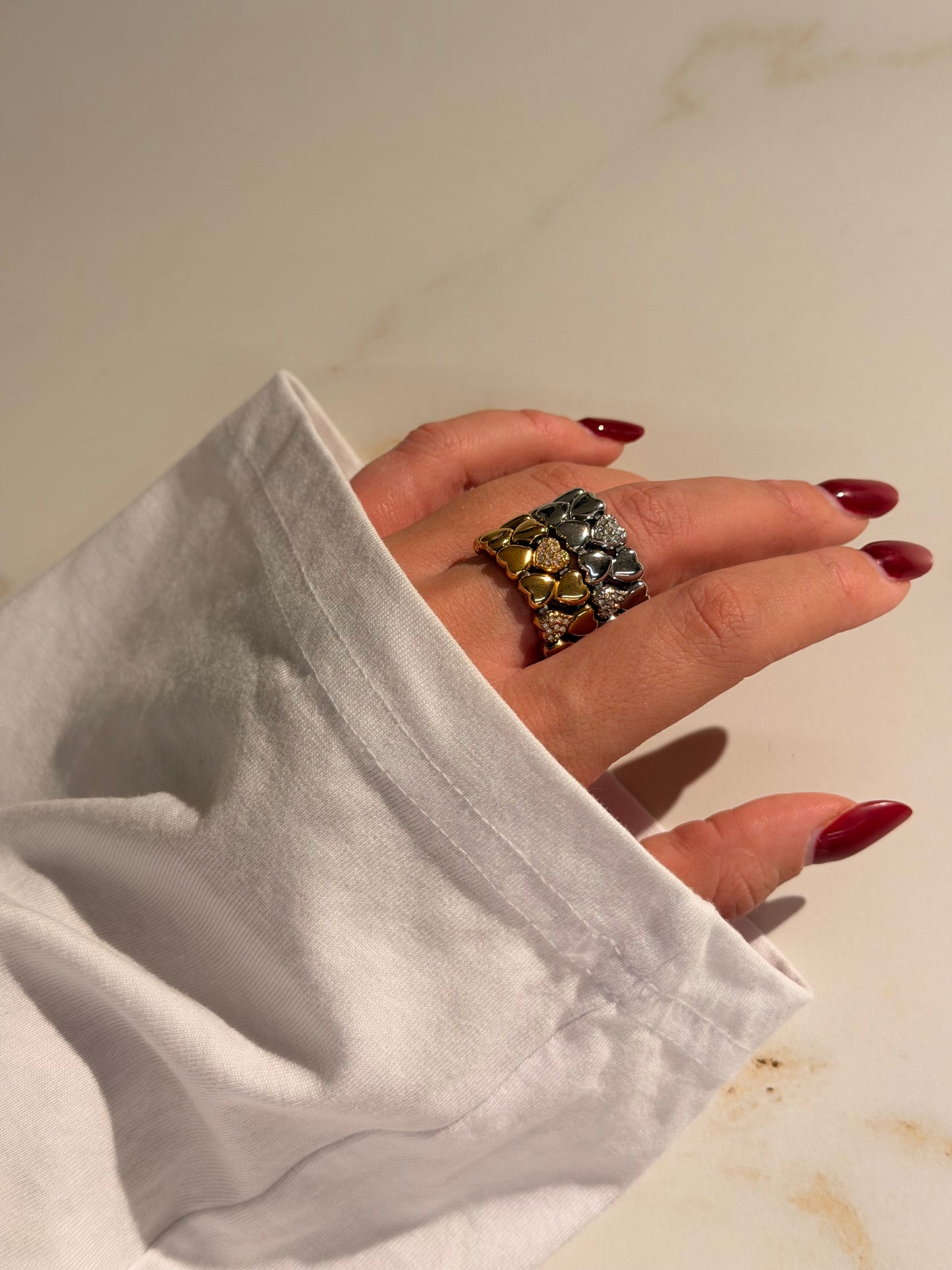 Anello Love Is In The Air